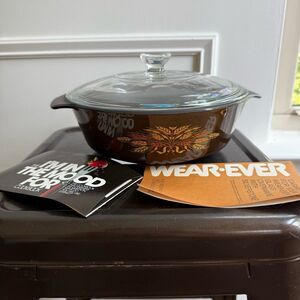 NEW Wear-Ever Glass Ovenware Silver Stone American Wheat Pattern Casserole 1.5 Q